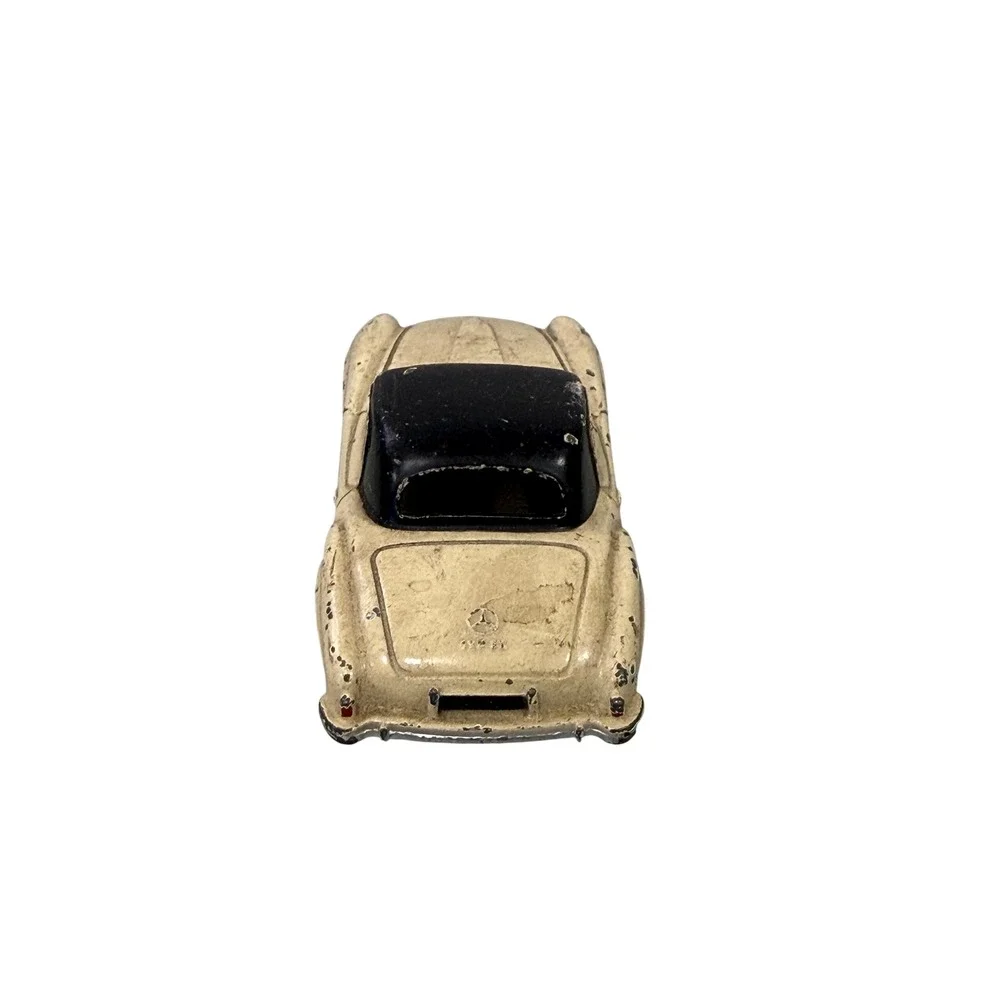 Vintage Dinky‎ Toys Mercedes 190 SL 24H Diecast Car Made in France Meccano White